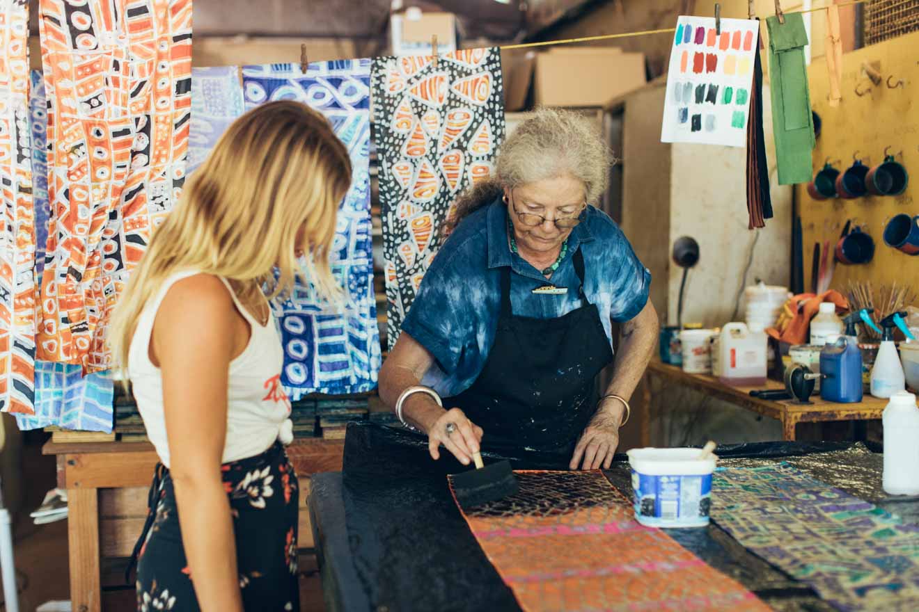 multi day tours from darwin Screen Printing at Ngaruwanajirri Day Trips