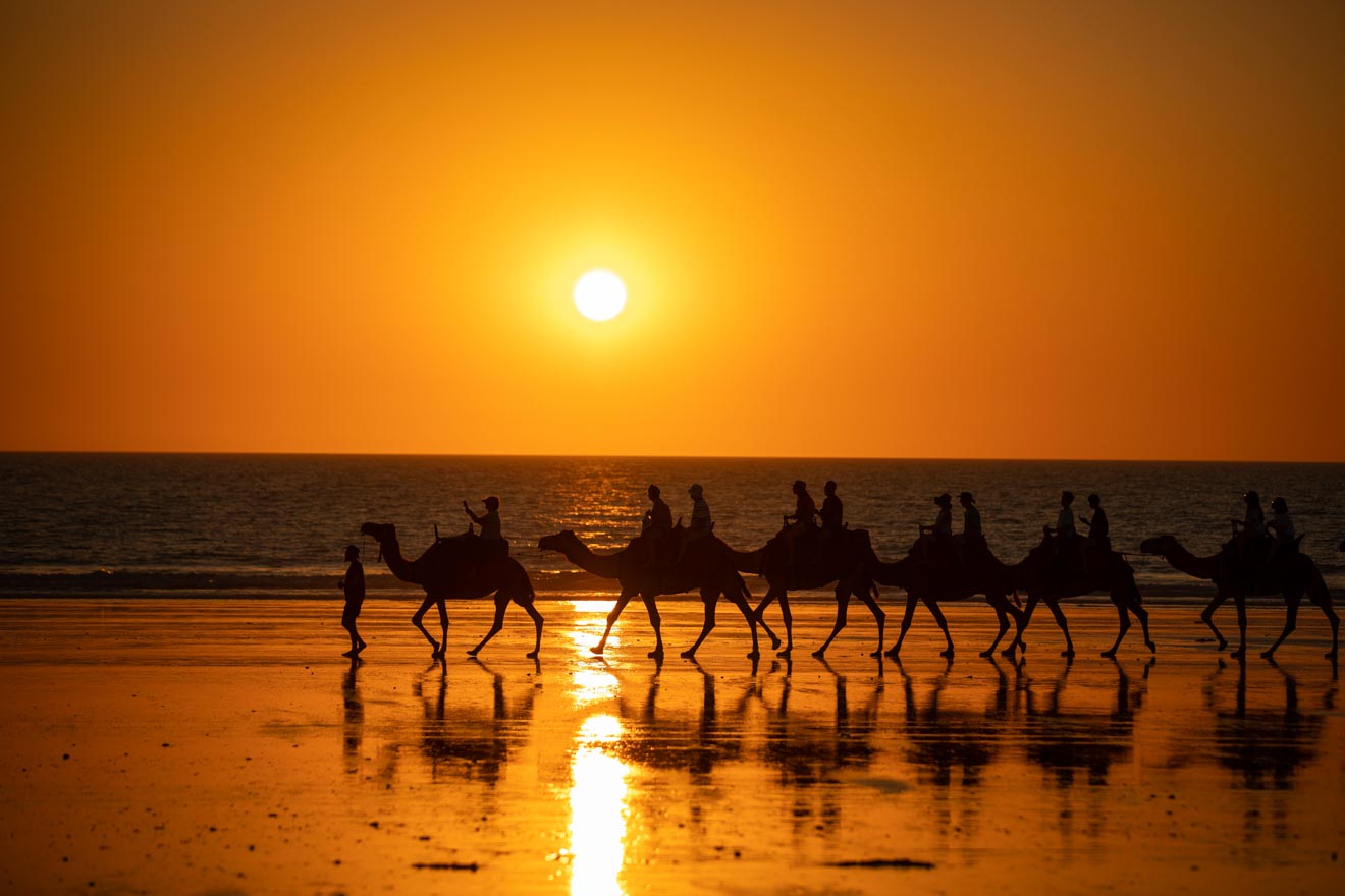 sunset Things to Do in Broome weather