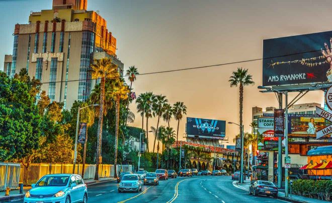 boulevard at dusk la