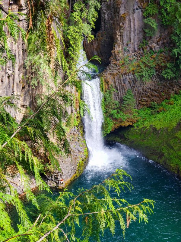 Tokatee Falls, Umpqua National Forest, Oregon