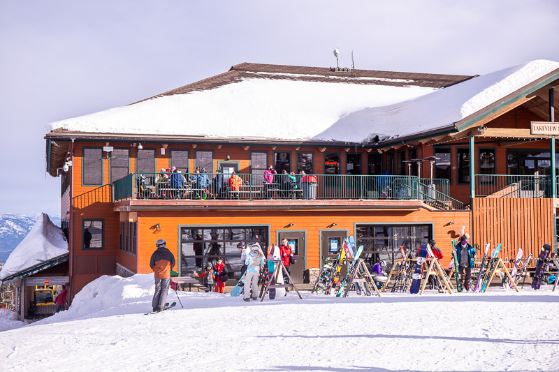 Taps Bar at Schweizer Mountain Resort