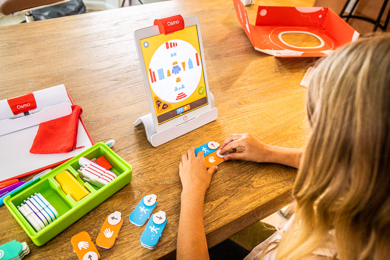 Creative fun playing Osmo