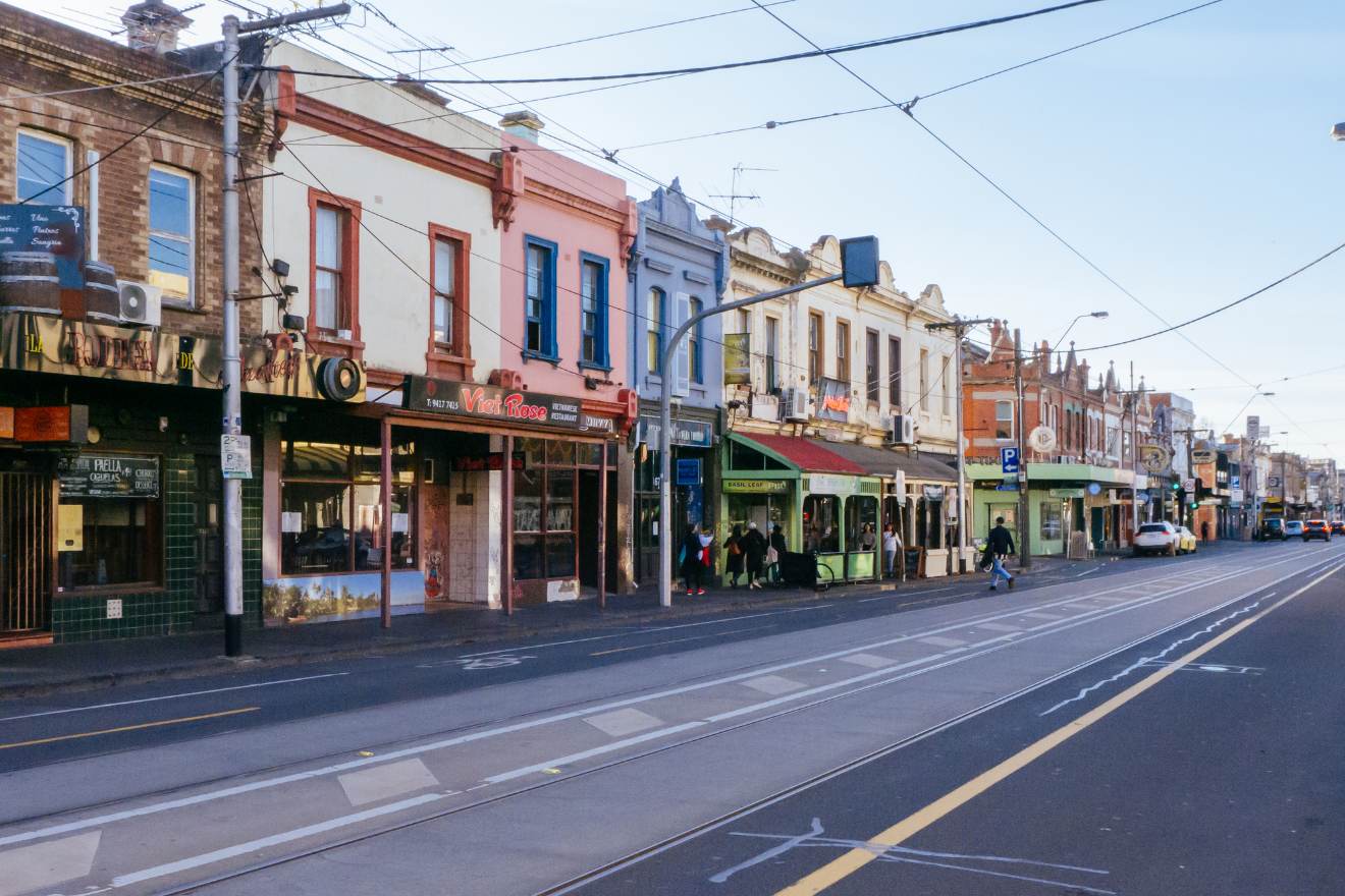 where to stay in Melbourne Fitzroy for nightlife 