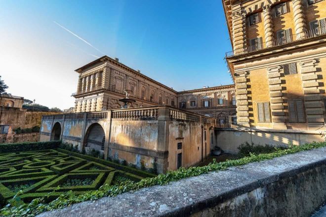 where to stay in Florence for food