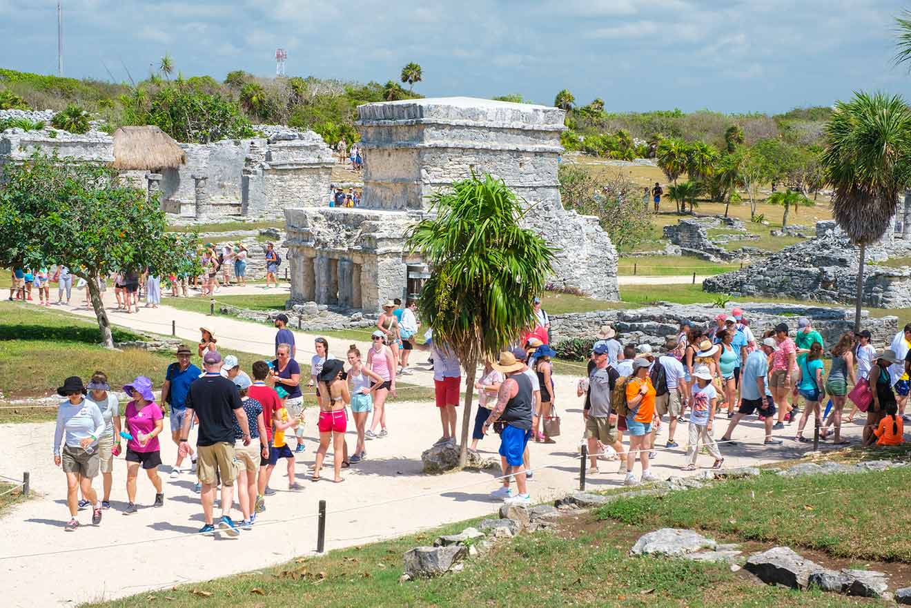 ancient mayan ruins oftulum