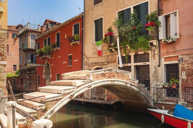 canal rio di san falice, where to stay in Venice