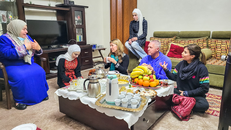 dinner with Jordanian family in petra