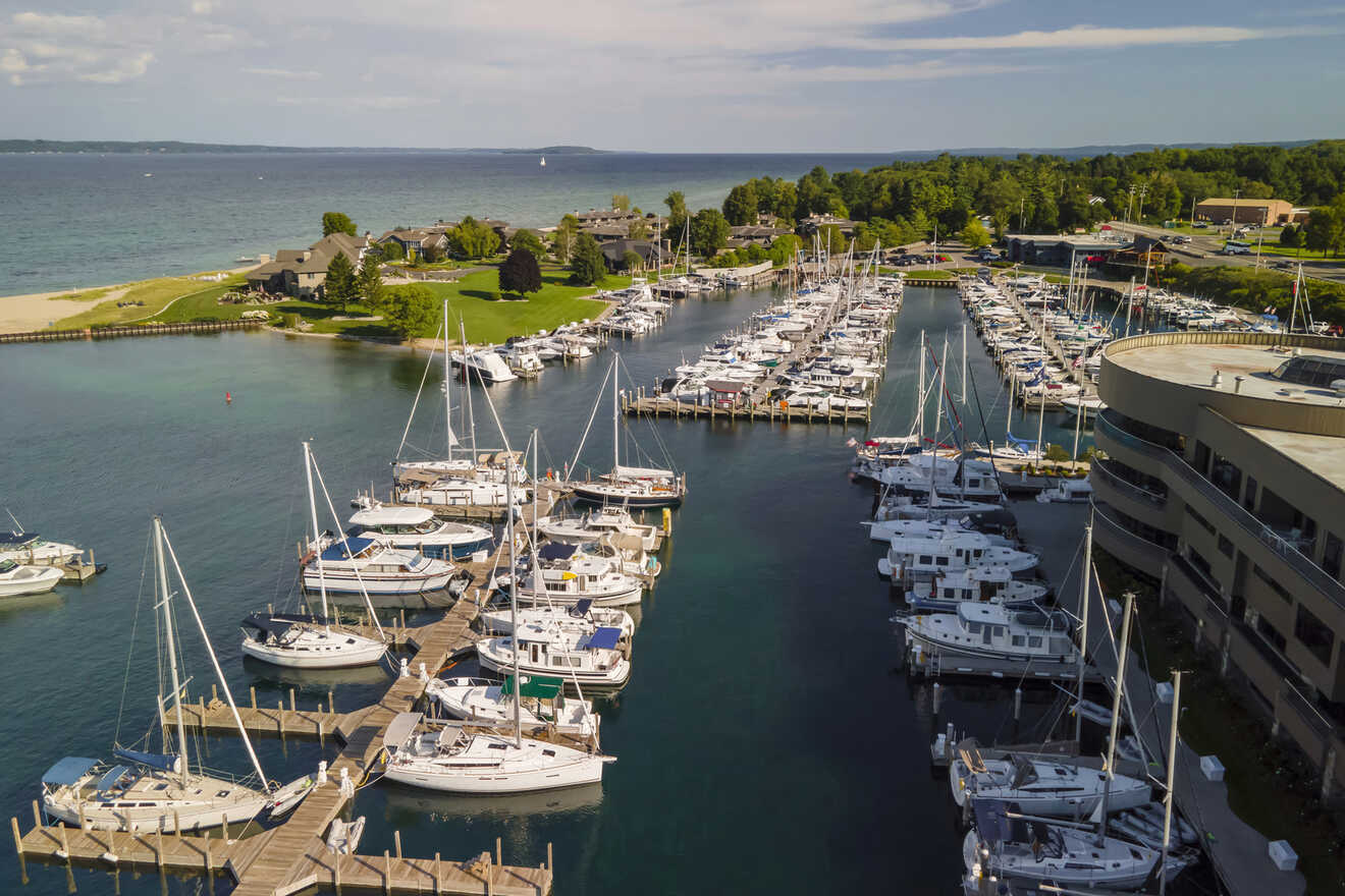 0 Where to Stay in Traverse City