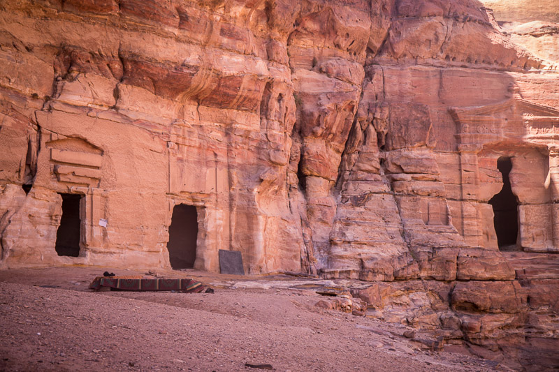 Lion Triclinium petra