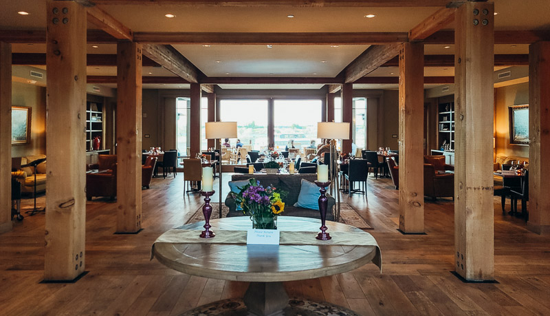 lobby and restaurant of hotel