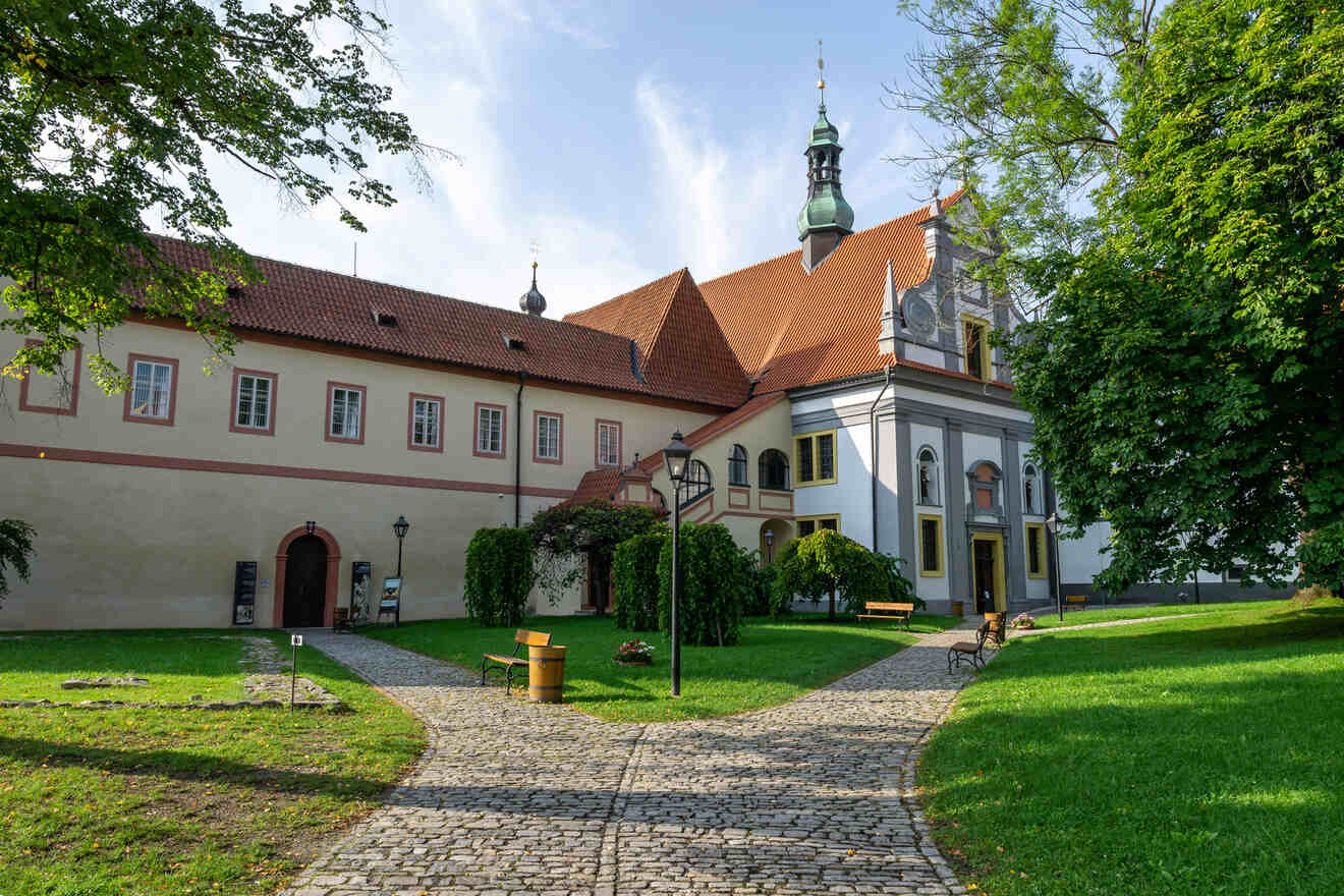 9 cool activity to do with the kids Cesky Krumlov Monasteries