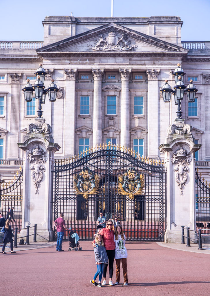 buckingham-palace-london_(1)