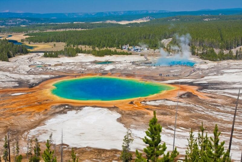 Yellowstone National Park - cool places to visit in the USA