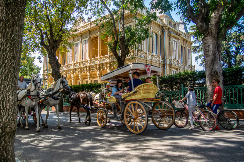 buyukada island street view istanbul