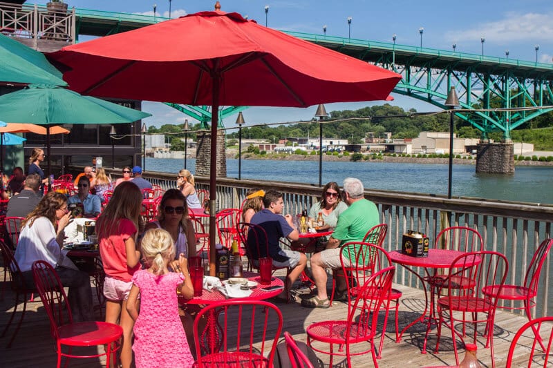 Calhoun's - one of the best places to eat in Knoxville