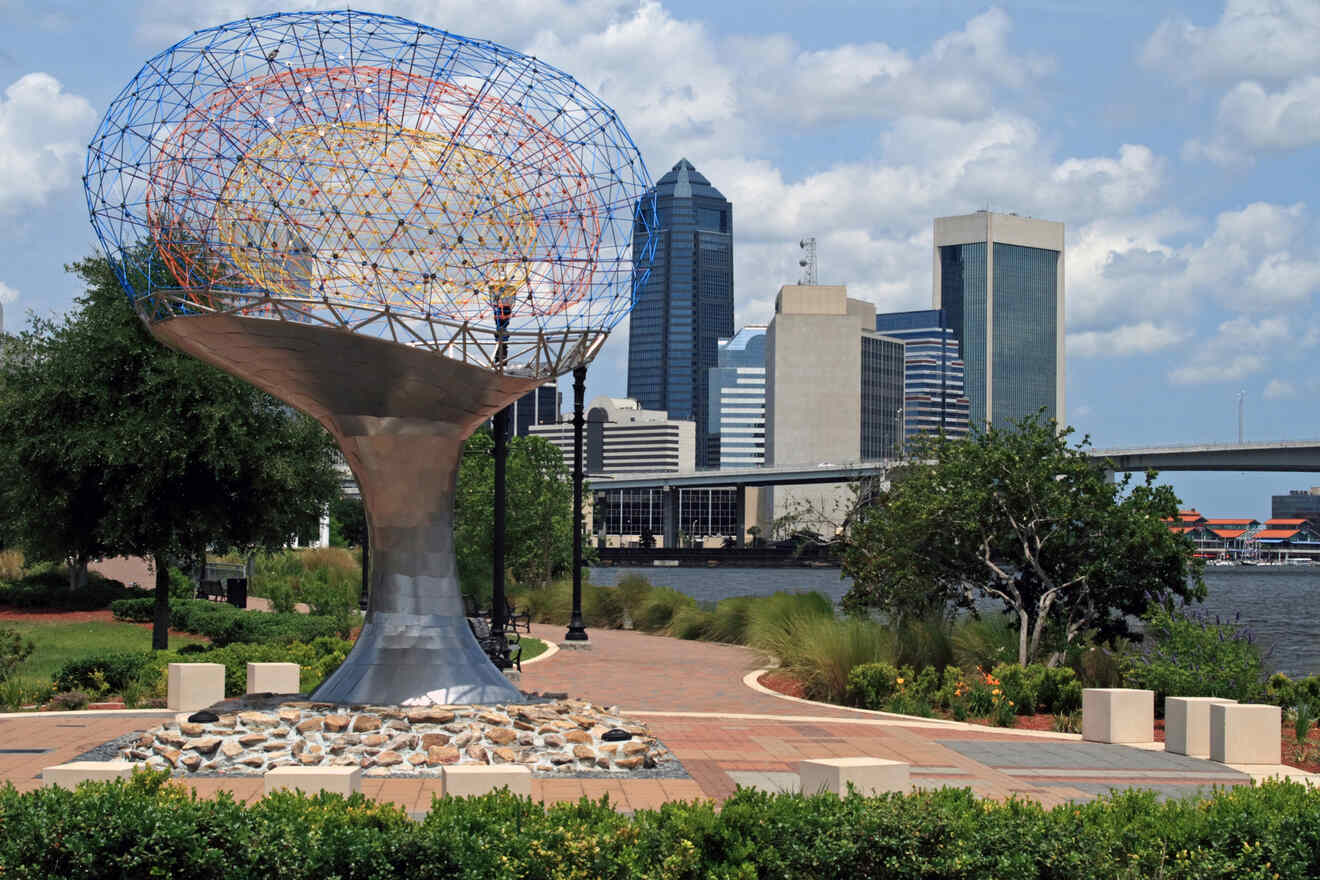 View of a monument and buildings in Jacksonville