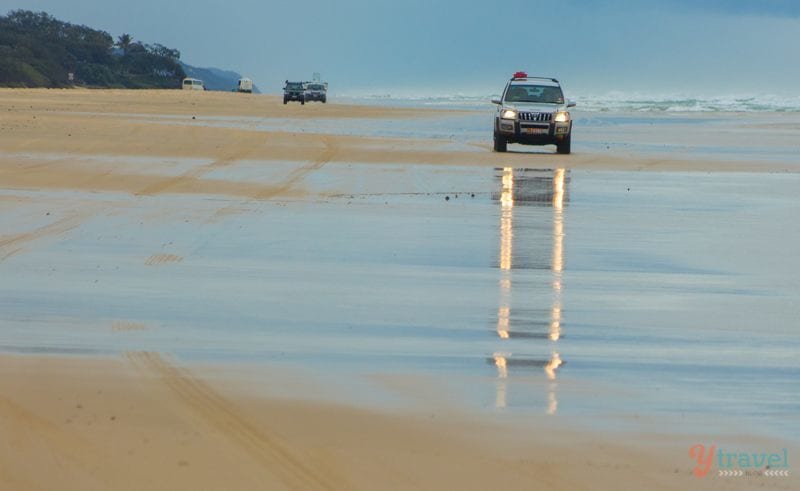 4 wd along 75 Mile Beach 