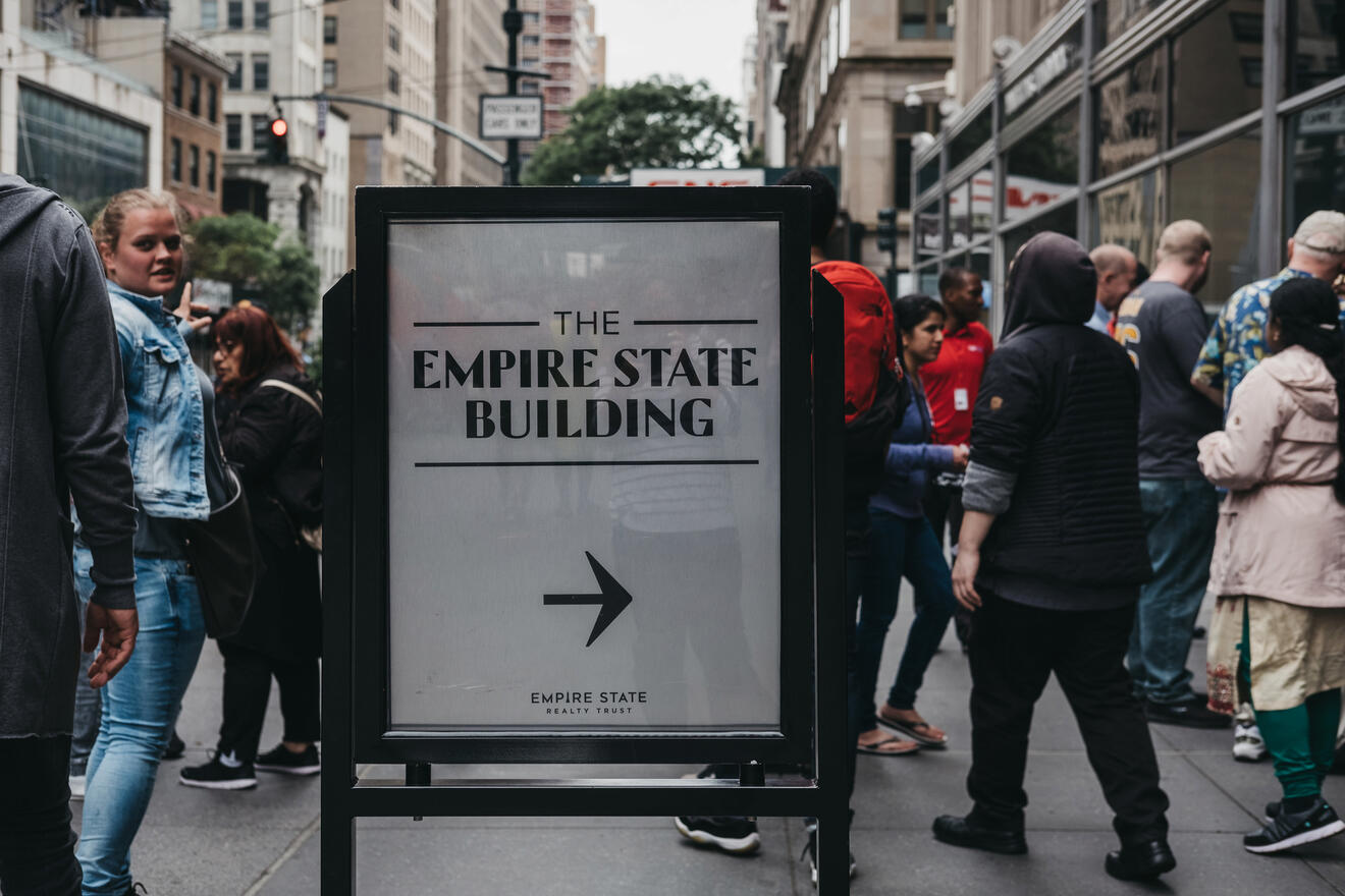 5 Buying tickets at the entrance Empire State Building