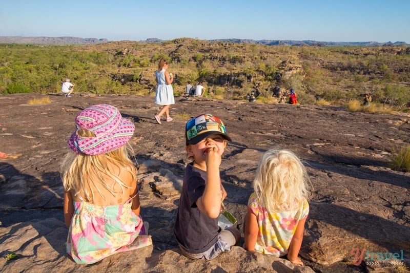 children looking at the view at Ubirr, 