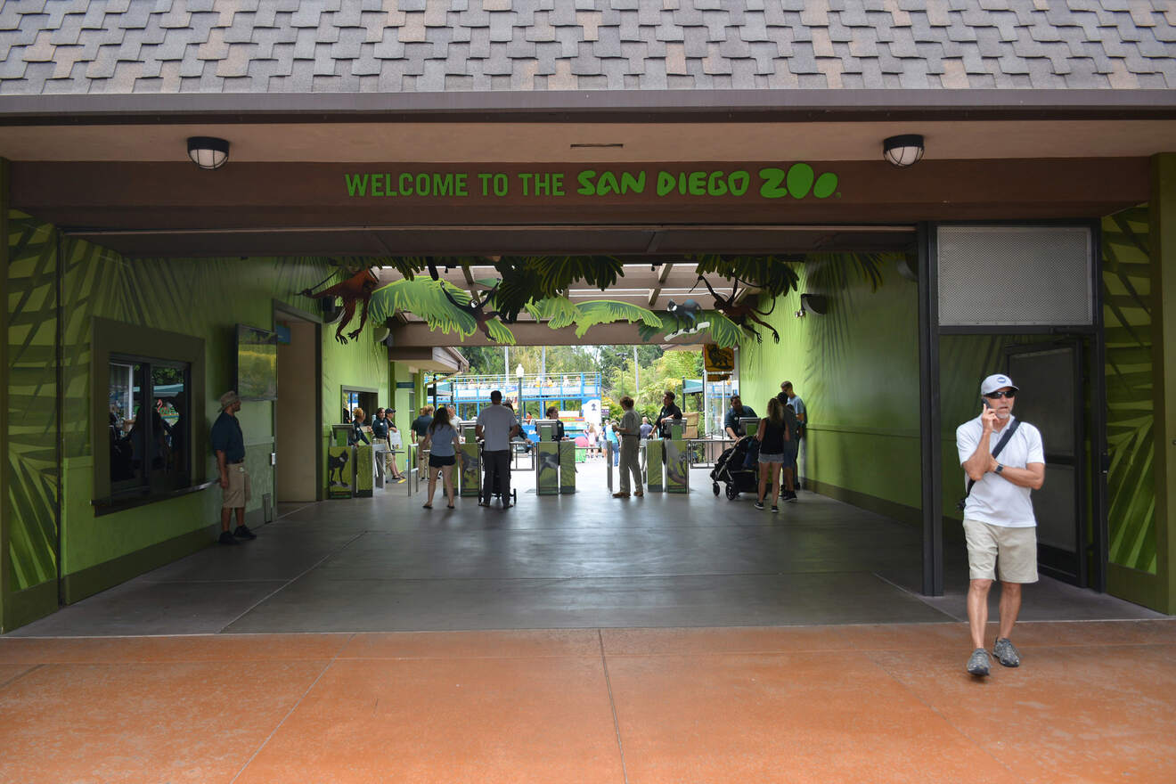 1 Different types of San Diego Zoo tickets