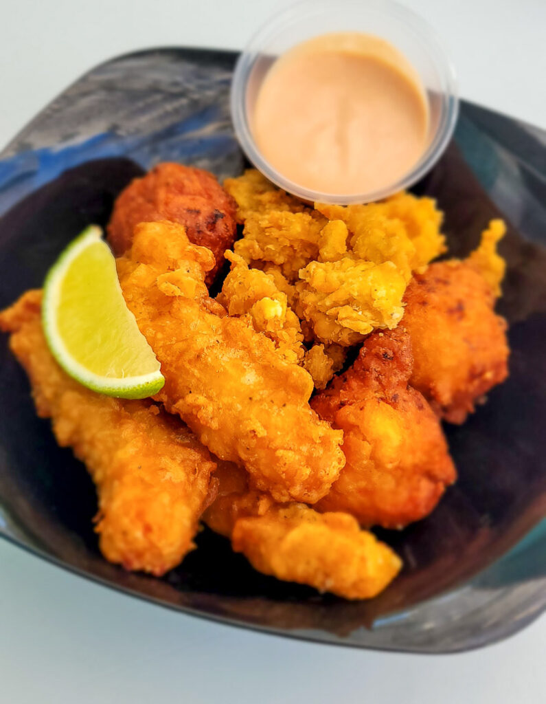 Fried fish with seafood sauce