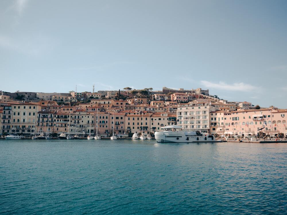 homes on the water