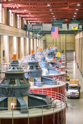 10 tour inside the Hoover Dam