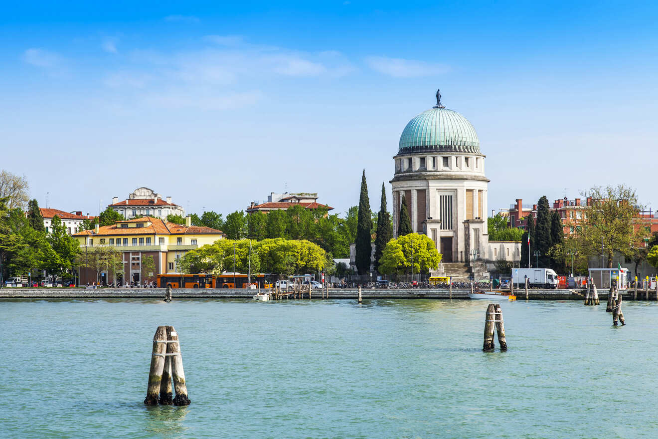 13 Venice Lido best tours for couples