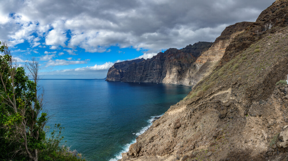 high cliffs on edge of water