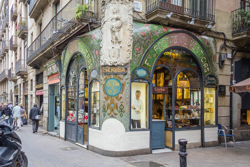 colorful buildings in barcelona neighborhood