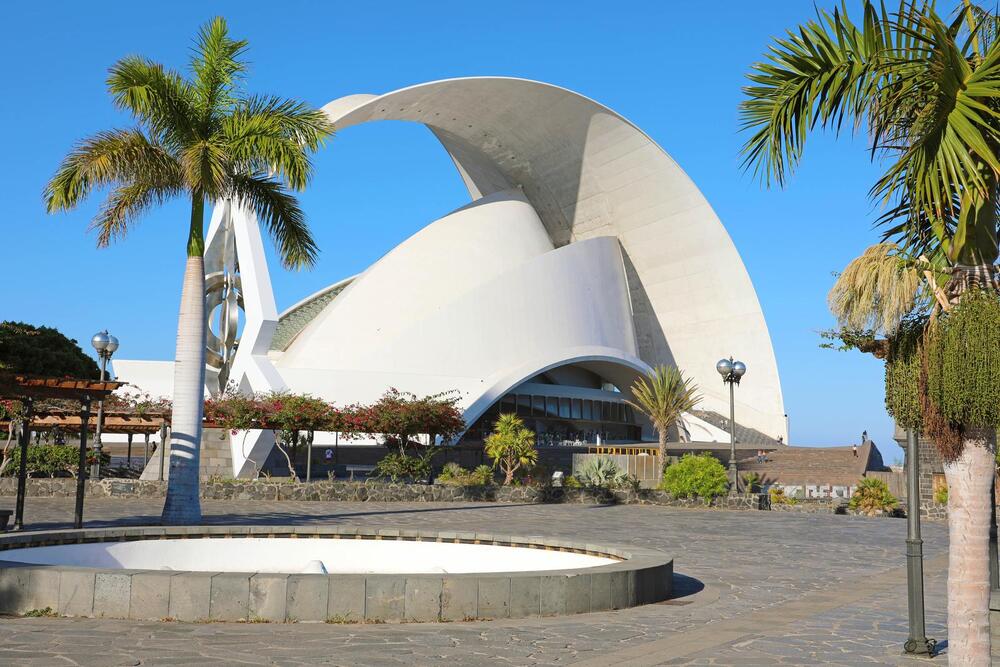 curving sail shapes of the tenerife auditorium