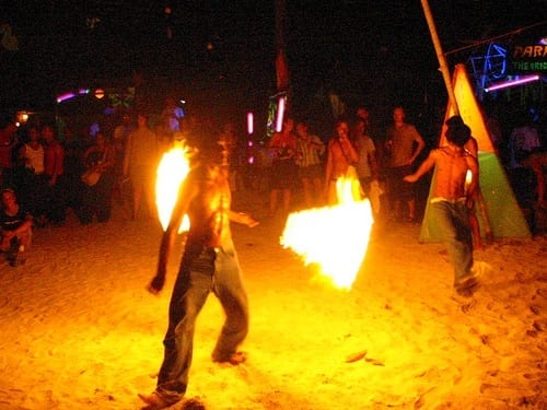 fire twirlers full moon party