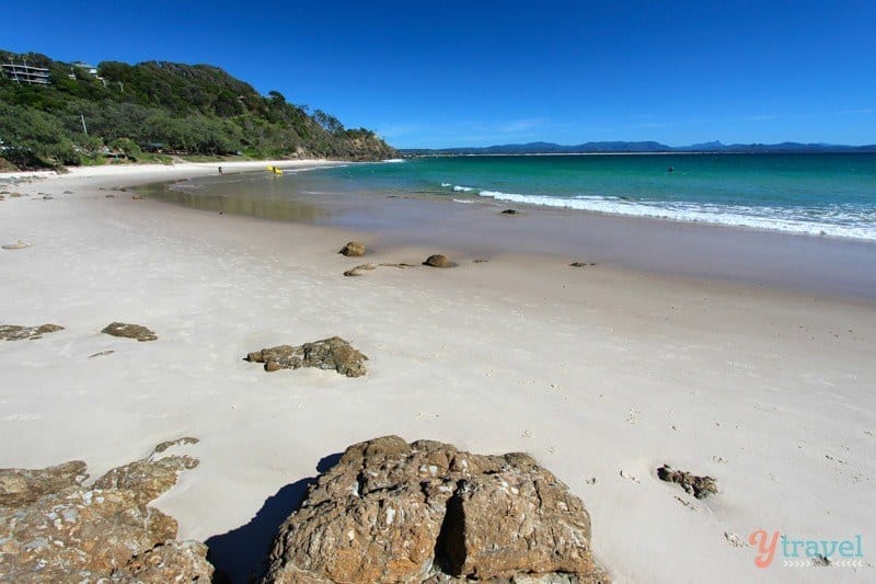 rocks on Wategos Beach