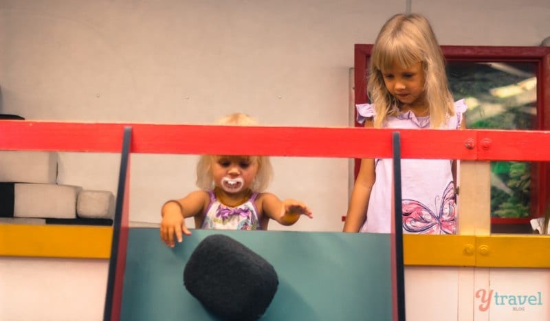 girls playing at the Science Centre and Planetarium Wollongong