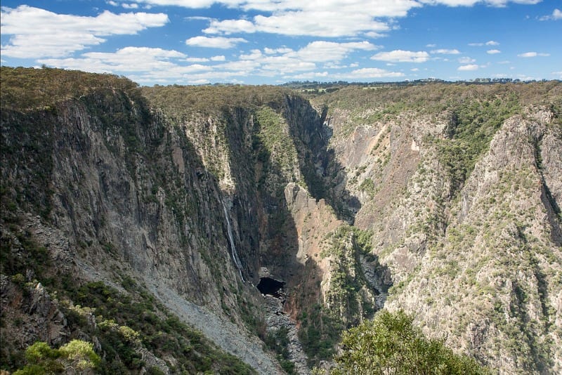 Wollomombi Gorge - NSW, Australia