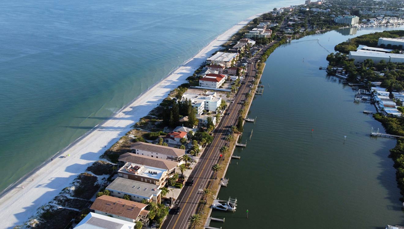 2 Indian Rocks Beach 3 miles of white sand beaches