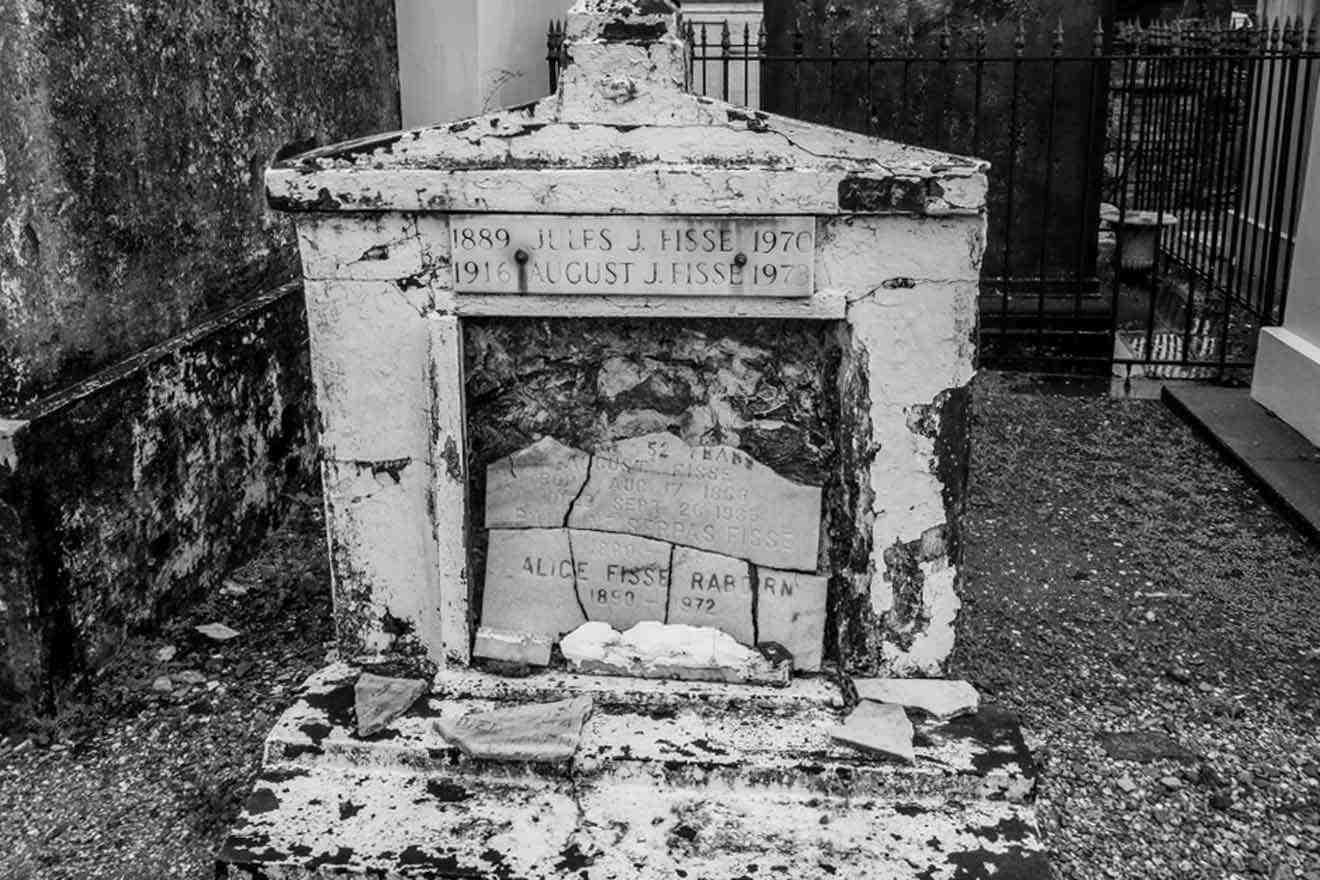 St. Louis Cemetery tomb