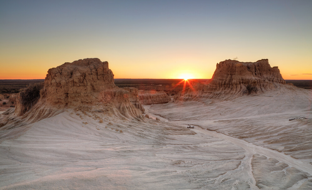 white sand and rocks of Mungo National Park