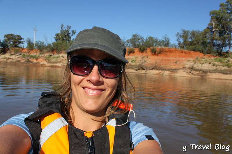 caroline taking a selfie kayaking on the murrumbidgee river