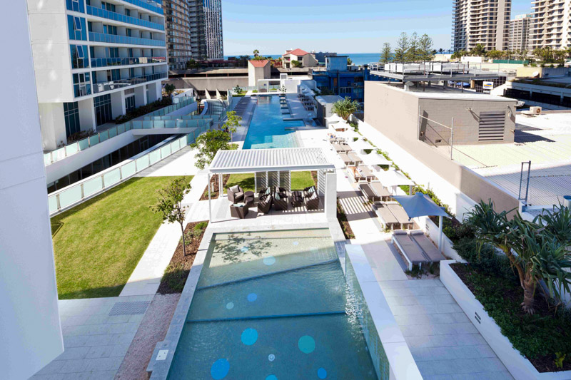 pool area hilton surfers pradise