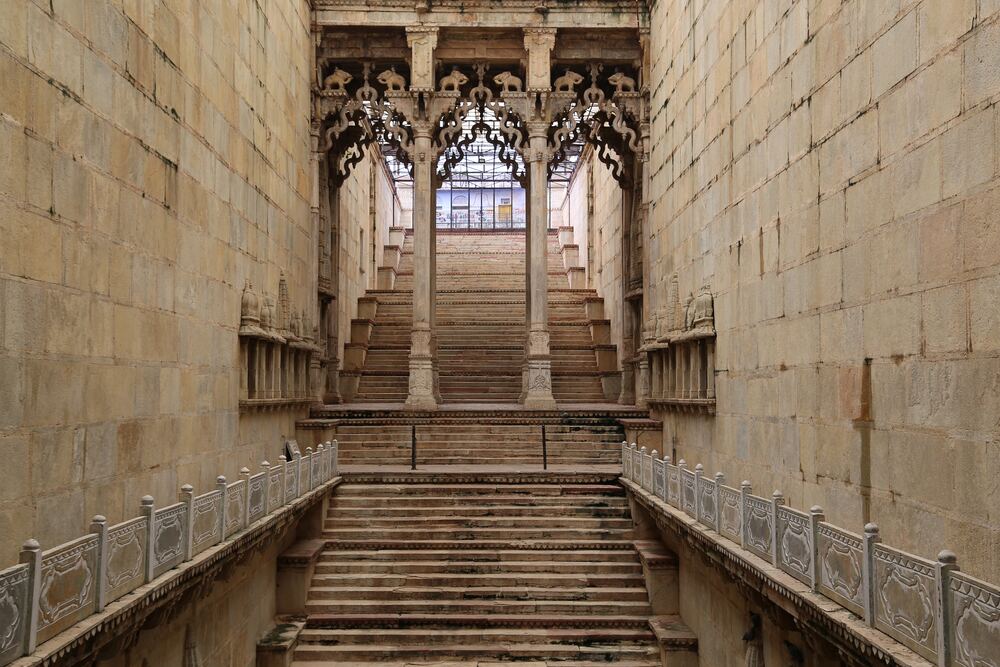 step wells with stairs