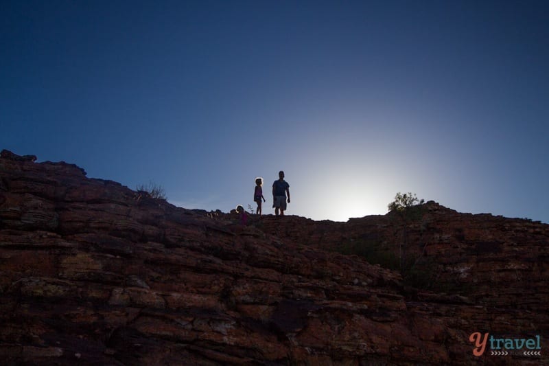 craig and kalyra on the ridge on kings canyon walk