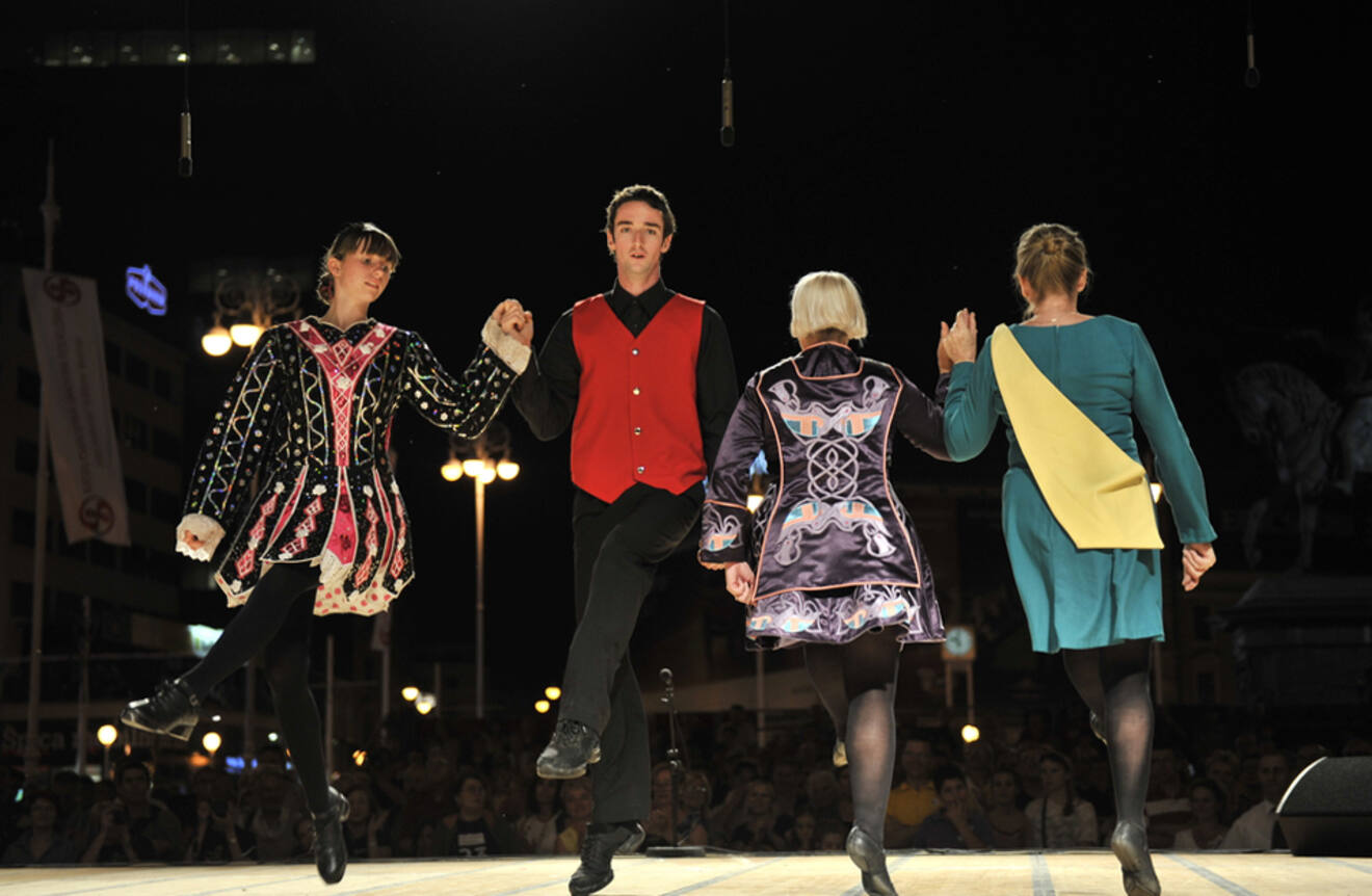 Man and women performing an Irish dance