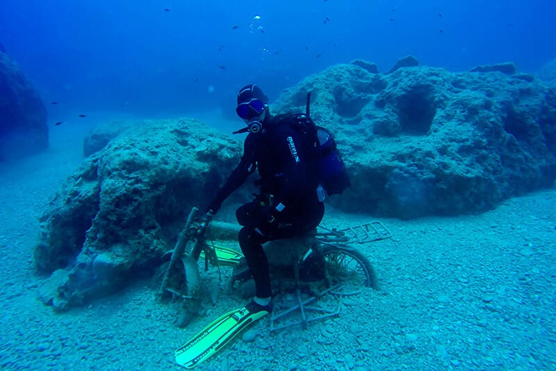 Greece Scooter Rental Dive Buddy Style - Joey