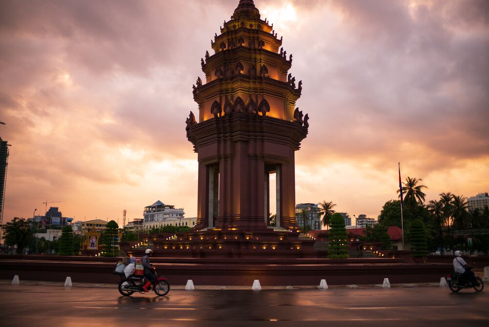 Independence Monument Phnom Penh