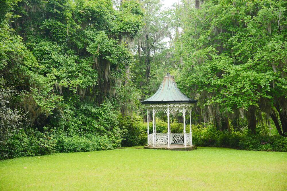 pagoda at Magnolia Plantation