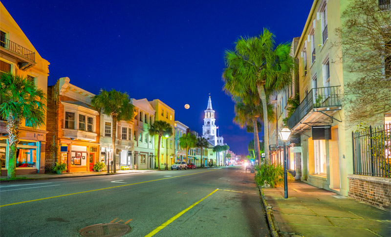 broad street Charleston wtih night lights and full moon