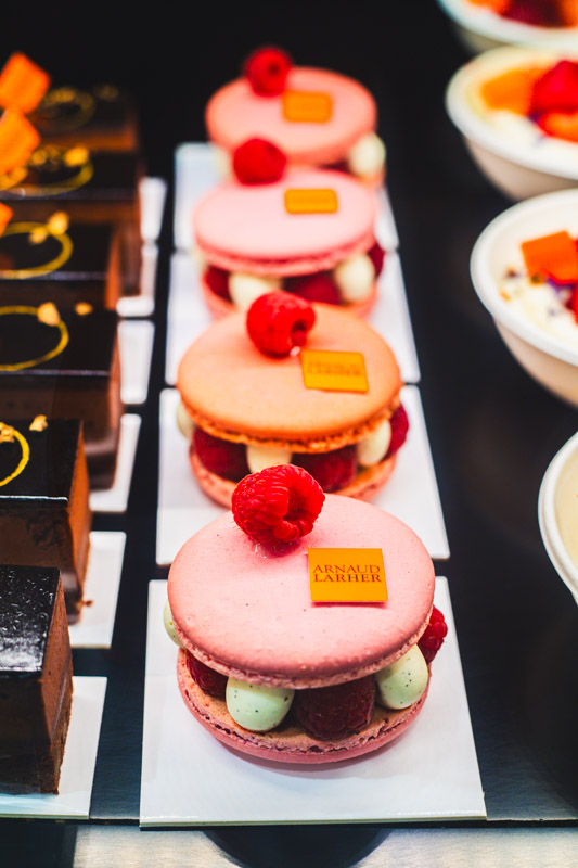 pastries in cabinet arnaud Larher in montmartre