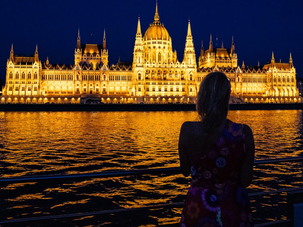 City parliament building in Budapest at night