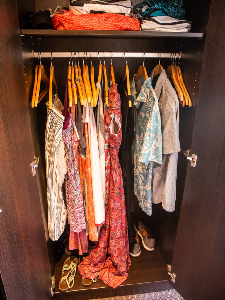 Closet in a bedroom